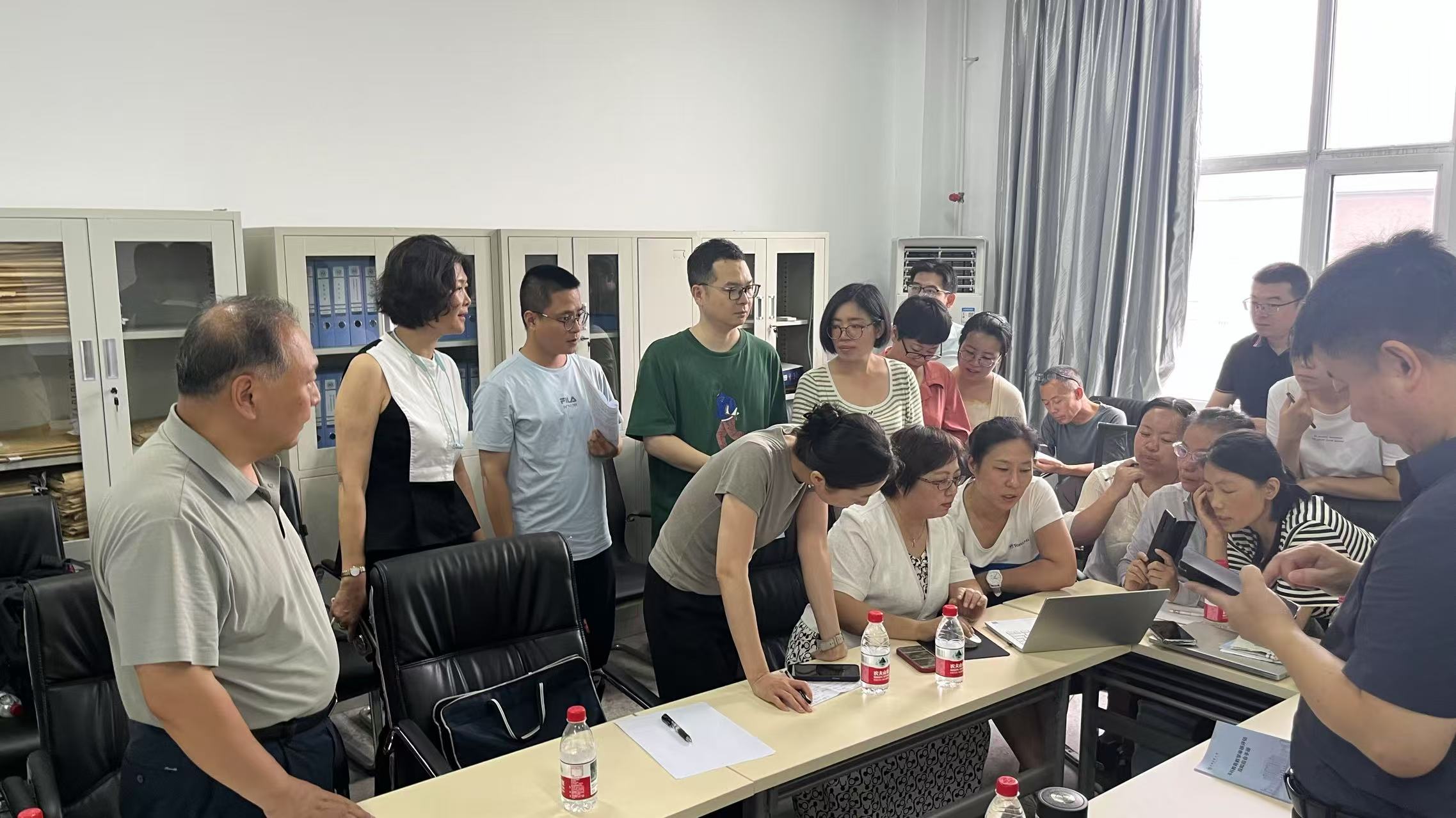 王书记陆院长在督导