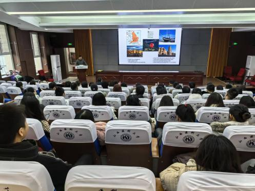 Picture by Kyle Cottrell