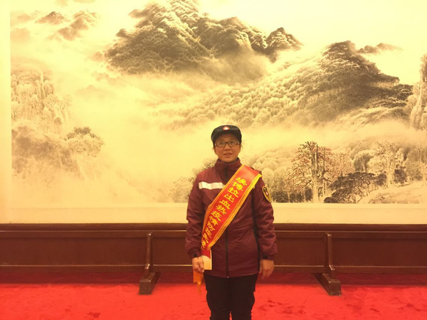 http://photocdn.sohu.com/20151223/mp49980003_1450839332403_1_th.jpeg