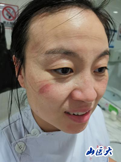 http://www.sxmu.edu.cn/__local/5/22/87/31E6CF10909469754E9993842FD_7A866968_681C.jpg
