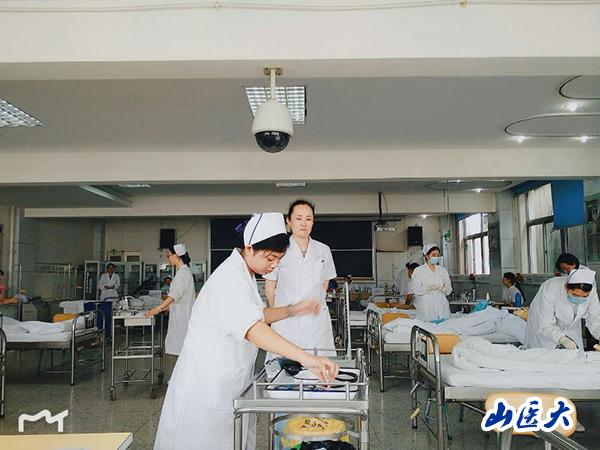 http://www.sxmu.edu.cn/__local/F/FE/EF/B838DCC71642212249E7523BCAC_436ACC6B_AE86.jpg